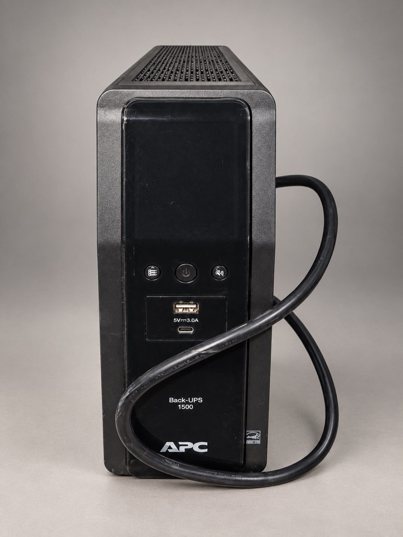 APC Back-UPS 1500 Battery Backup & Surge Protector